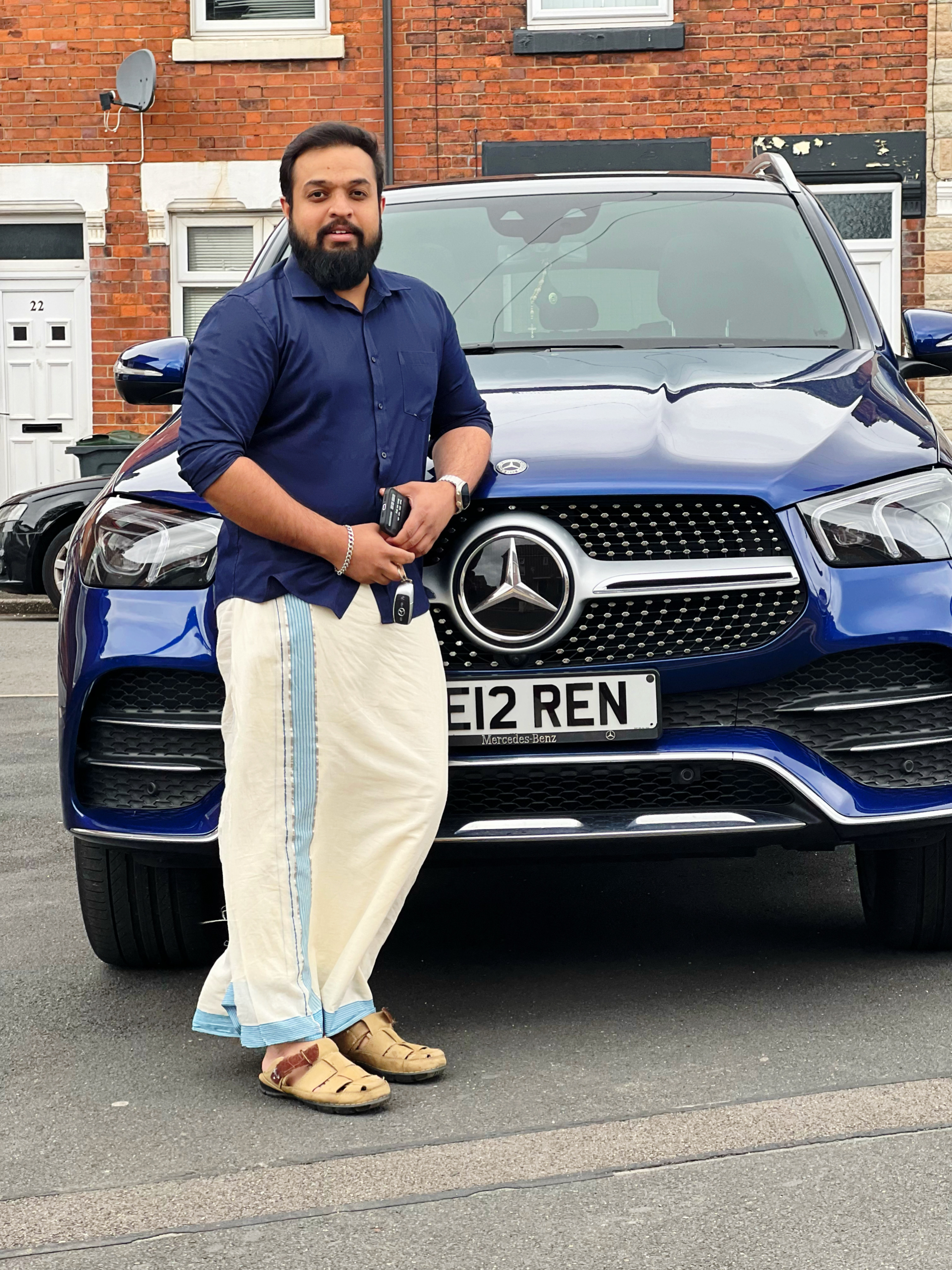 Manager Matrimony Groom, customer reference - UK2023704732