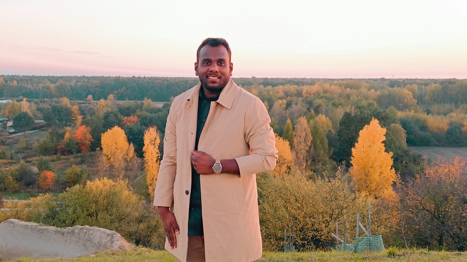 Accounts / Finance Professional Matrimony Groom, customer reference - UK2024294107