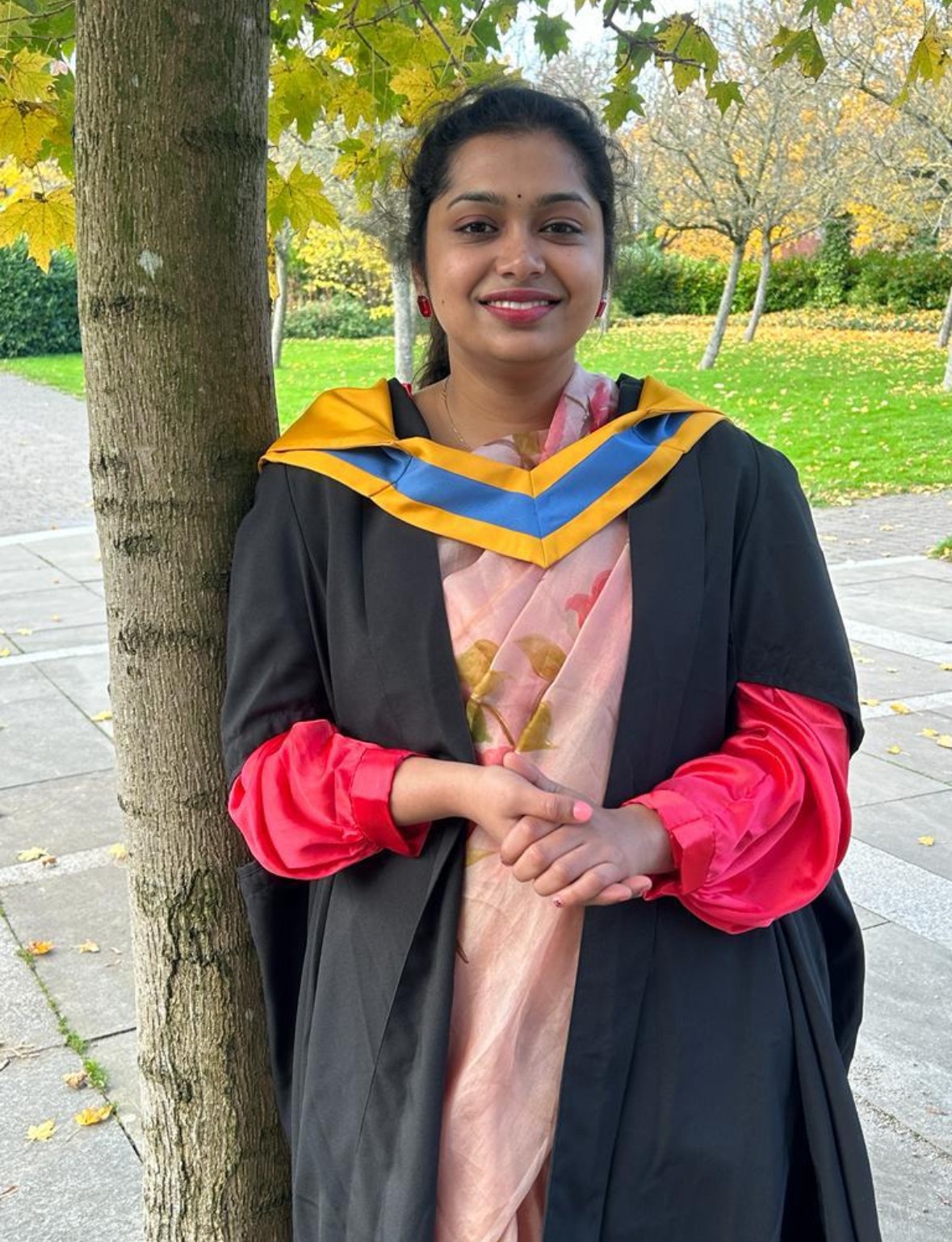 Customer Service Professional Matrimony Bride, customer reference - UK2025831500